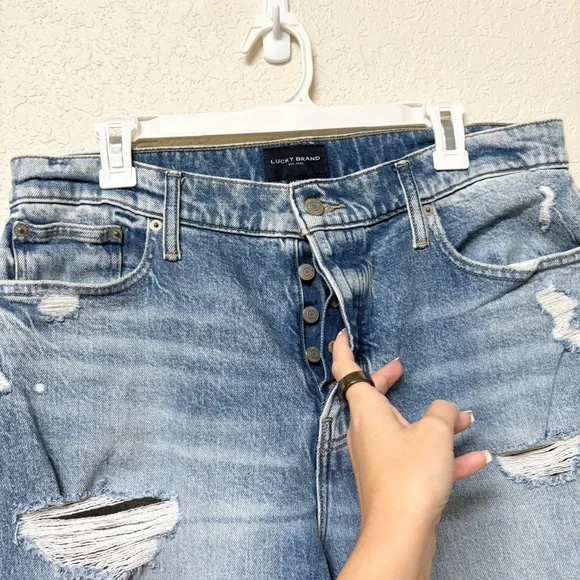 Lucky Brand Drew Mom Jeans High Rise Button Fly Taper Blue Distressed Sz 14/32A - Picture 2 of 7